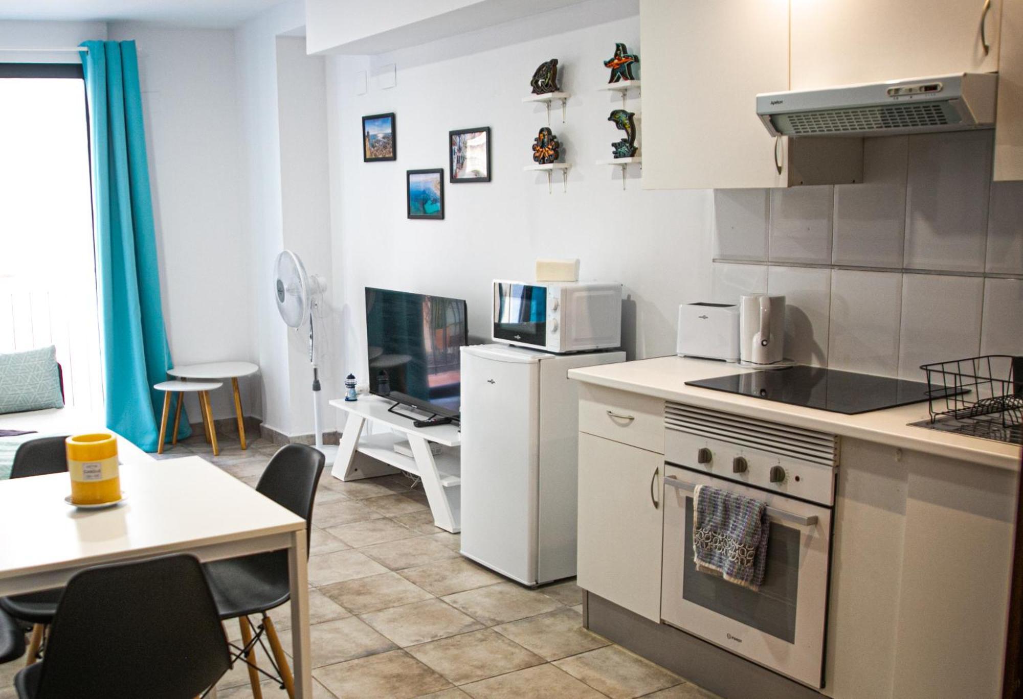 Charming Duplex - Historic Center - 7Min To Beach Alicante Kültér fotó